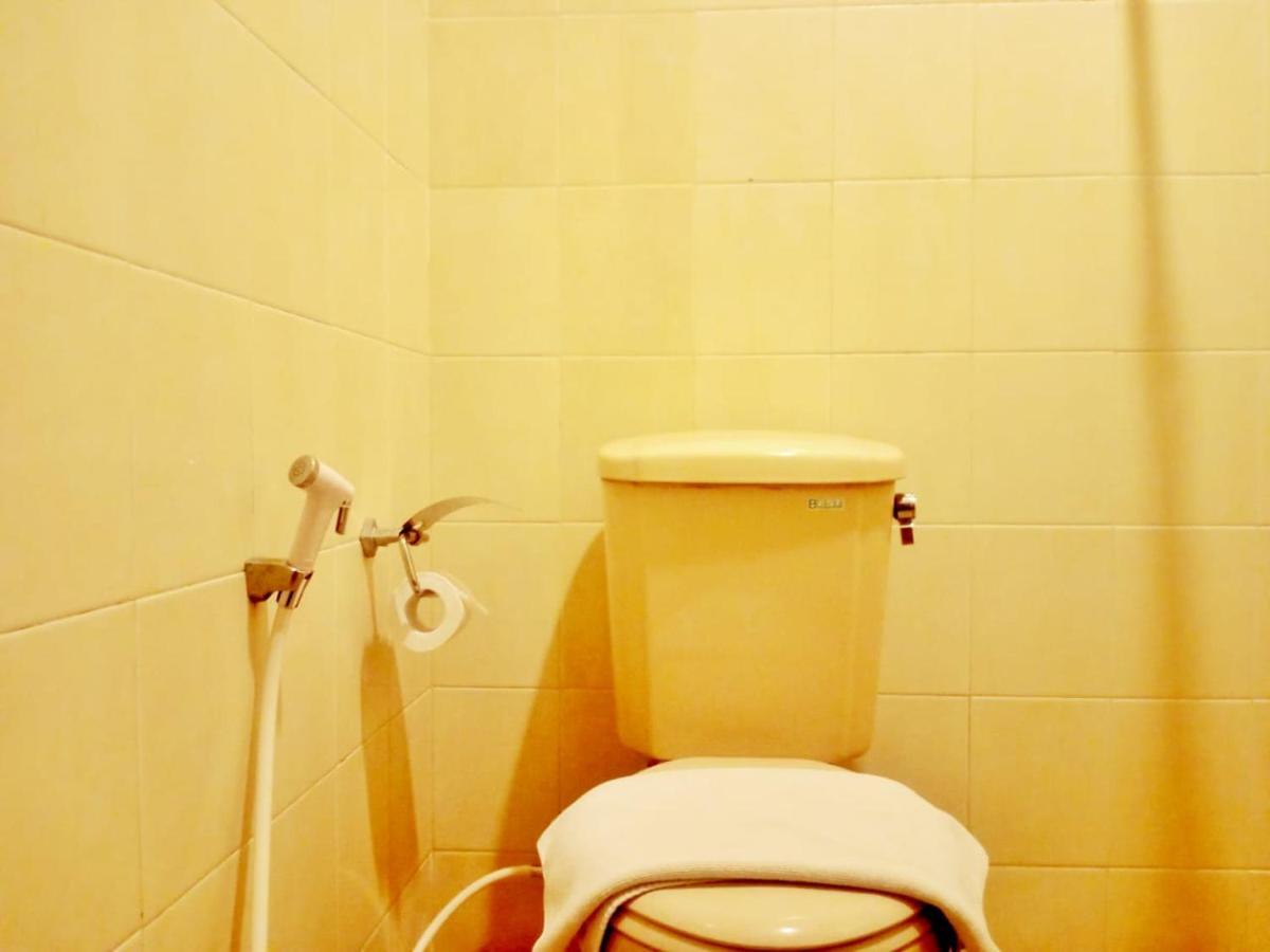 Oyo 90102 Edotel Hotel By Dbest Hospitality Bandung Extérieur photo