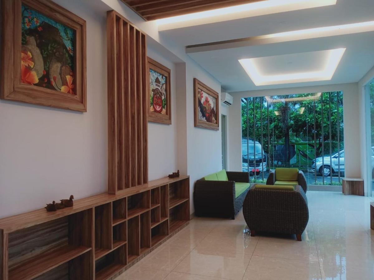 Oyo 90102 Edotel Hotel By Dbest Hospitality Bandung Extérieur photo